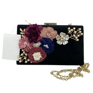 Floral Appliqué & Faux Pearl Black Velvet Clutch Evening Bag